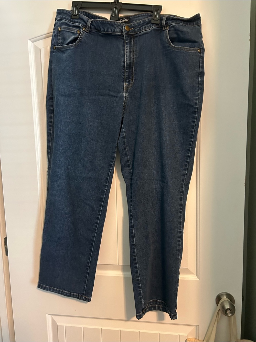Women’s Dark Blue Jeans